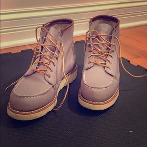 Redwing woman’s boot